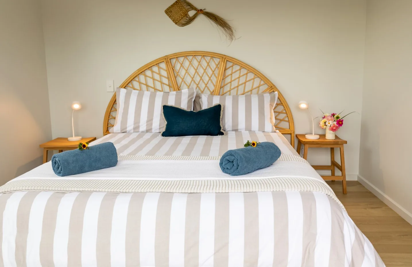 Pītokuku House — off-grid holiday home, Medlands Beach, Great Barrier Island