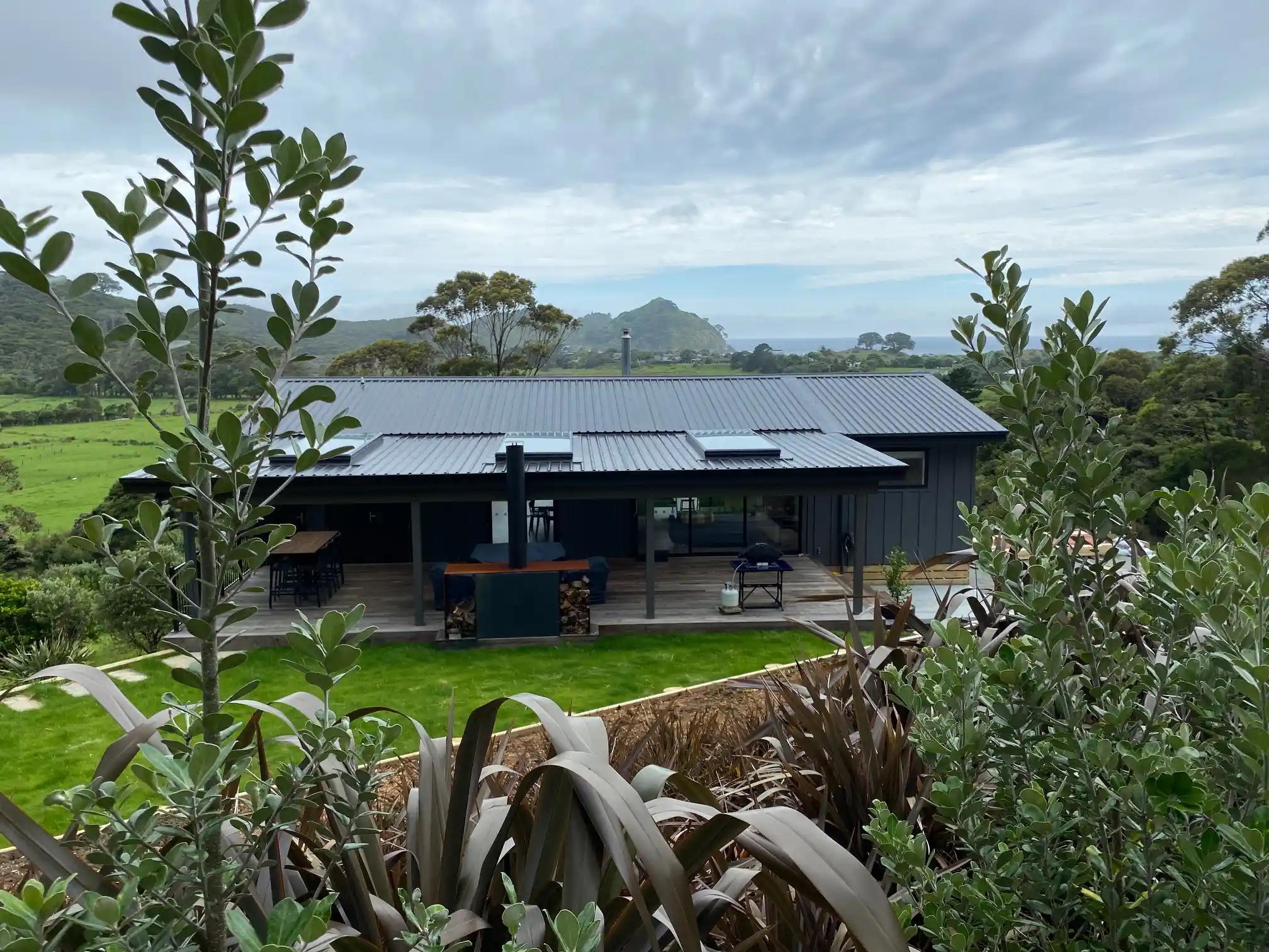Pītokuku House — off-grid holiday home, Medlands Beach, Great Barrier Island