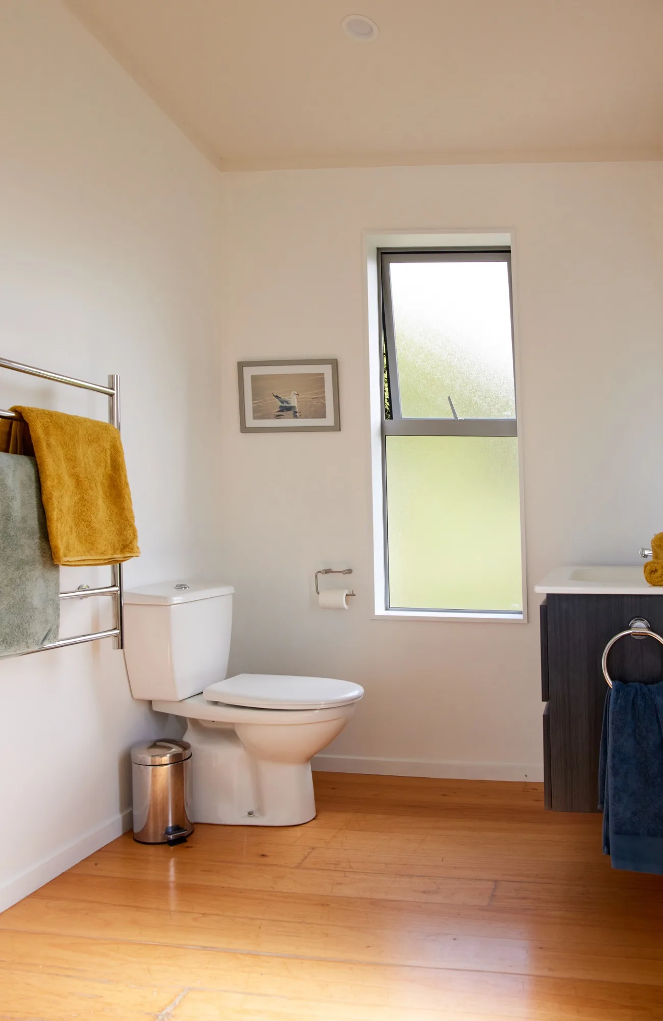 Ruru House — off-grid holiday home, Medlands Beach, Great Barrier Island